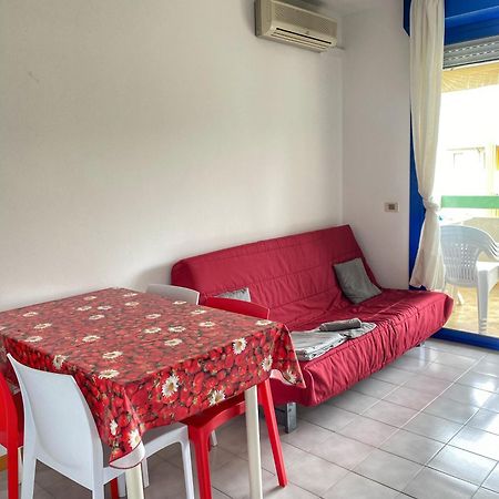 Grazioso Appartamento N 76 A 100Mt Dal Mare Bibione Luaran gambar