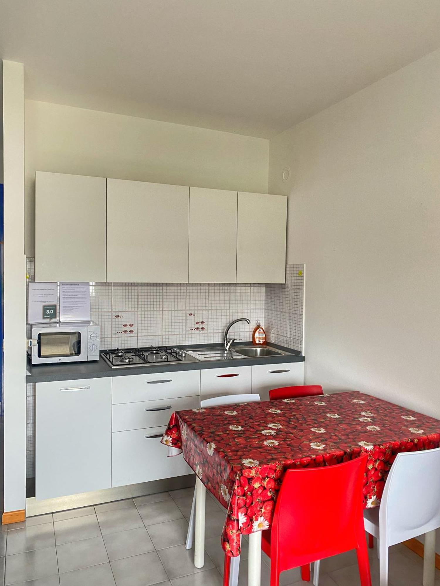 Grazioso Appartamento N 76 A 100Mt Dal Mare Bibione Luaran gambar