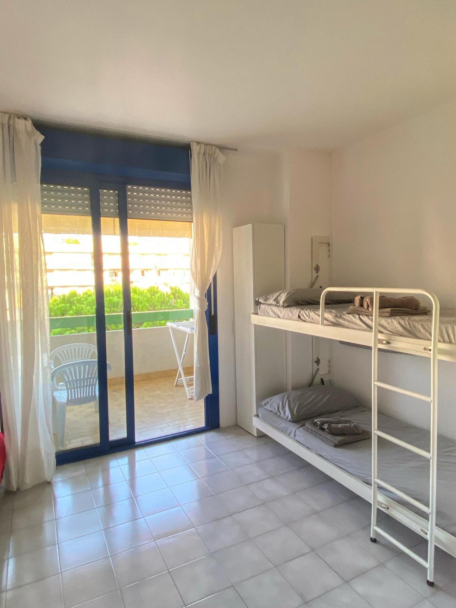 Grazioso Appartamento N 76 A 100Mt Dal Mare Bibione Luaran gambar