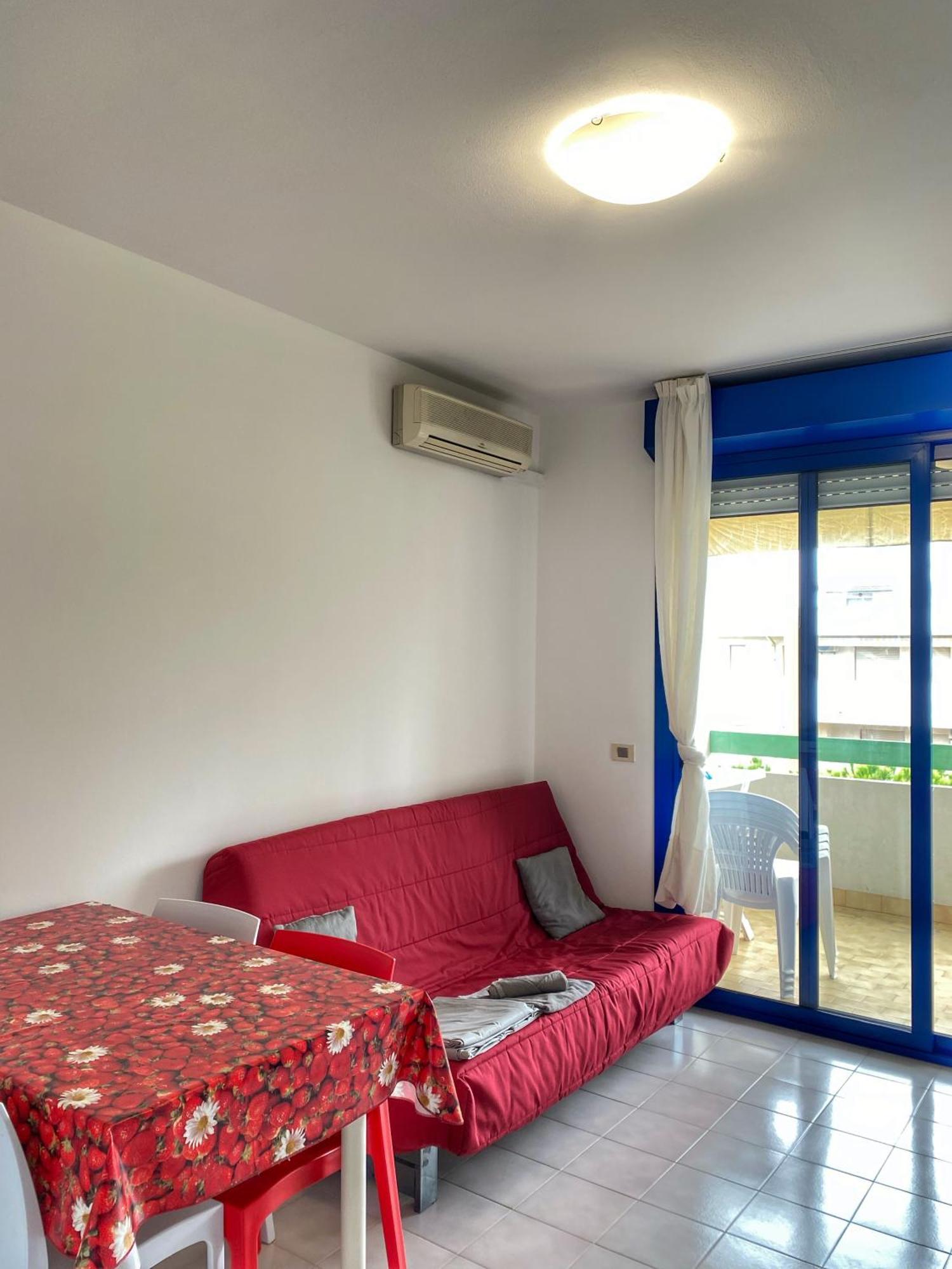 Grazioso Appartamento N 76 A 100Mt Dal Mare Bibione Luaran gambar